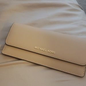 Michael Kors Jet Set Saffiano leather slim wallet